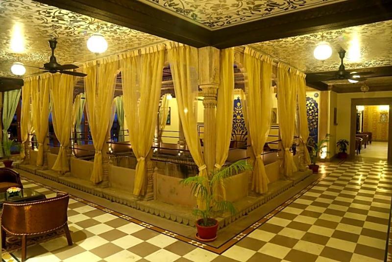 Brijrama Palace, Varanasi - By The Ganges Exteriör bild