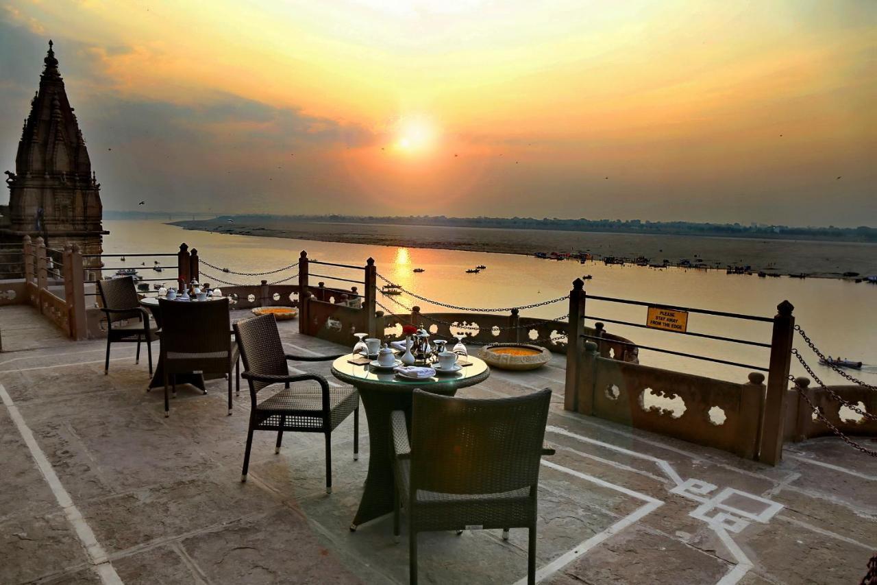 Brijrama Palace, Varanasi - By The Ganges Exteriör bild