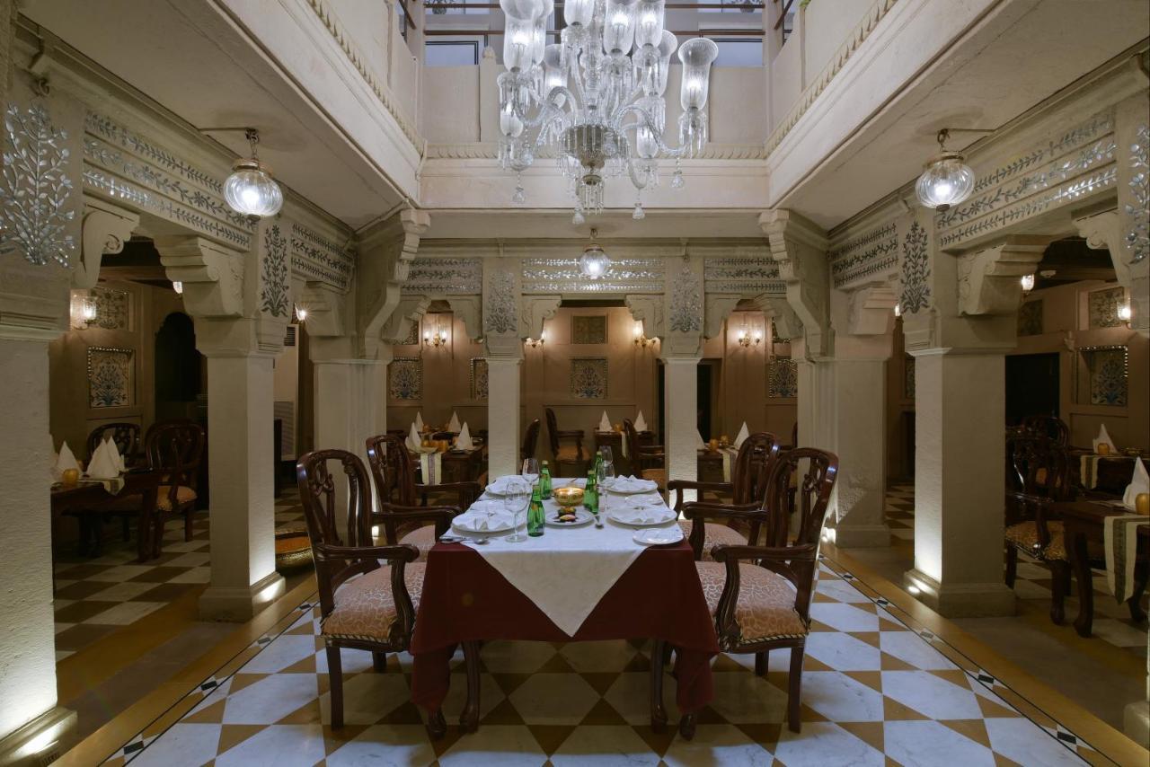 Brijrama Palace, Varanasi - By The Ganges Exteriör bild